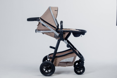 Детская коляска Bubago Voyage 3в1 с надувными колёсами